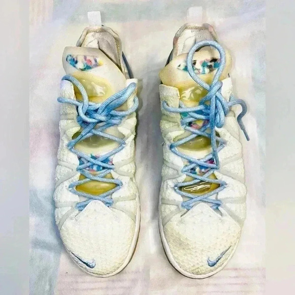 Nike LeBron  18. Clean condition - Picture 8 of 11